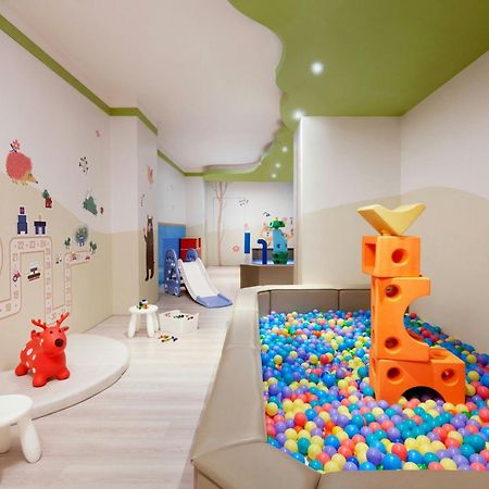 Sheraton Taitung Hotel Bagian luar foto The Children's Museum of Oakville