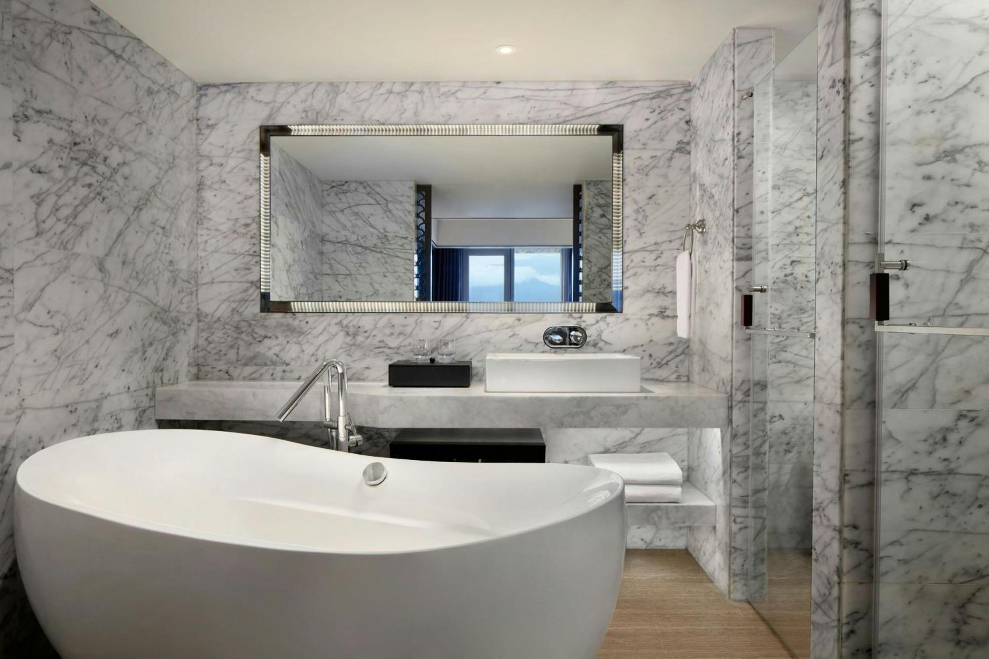 Sheraton Taitung Hotel Bagian luar foto Bathroom
