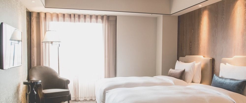 Sheraton Taitung Hotel Bagian luar foto A room at the hotel