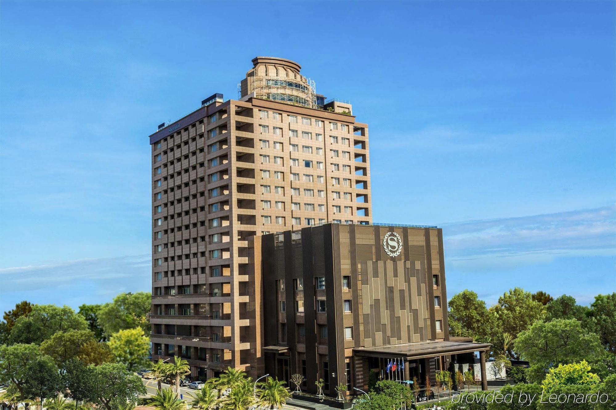 Sheraton Taitung Hotel Bagian luar foto The hotel in 2018